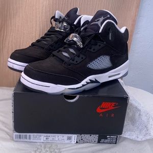 Jordan Retro 5 “ Oreo “